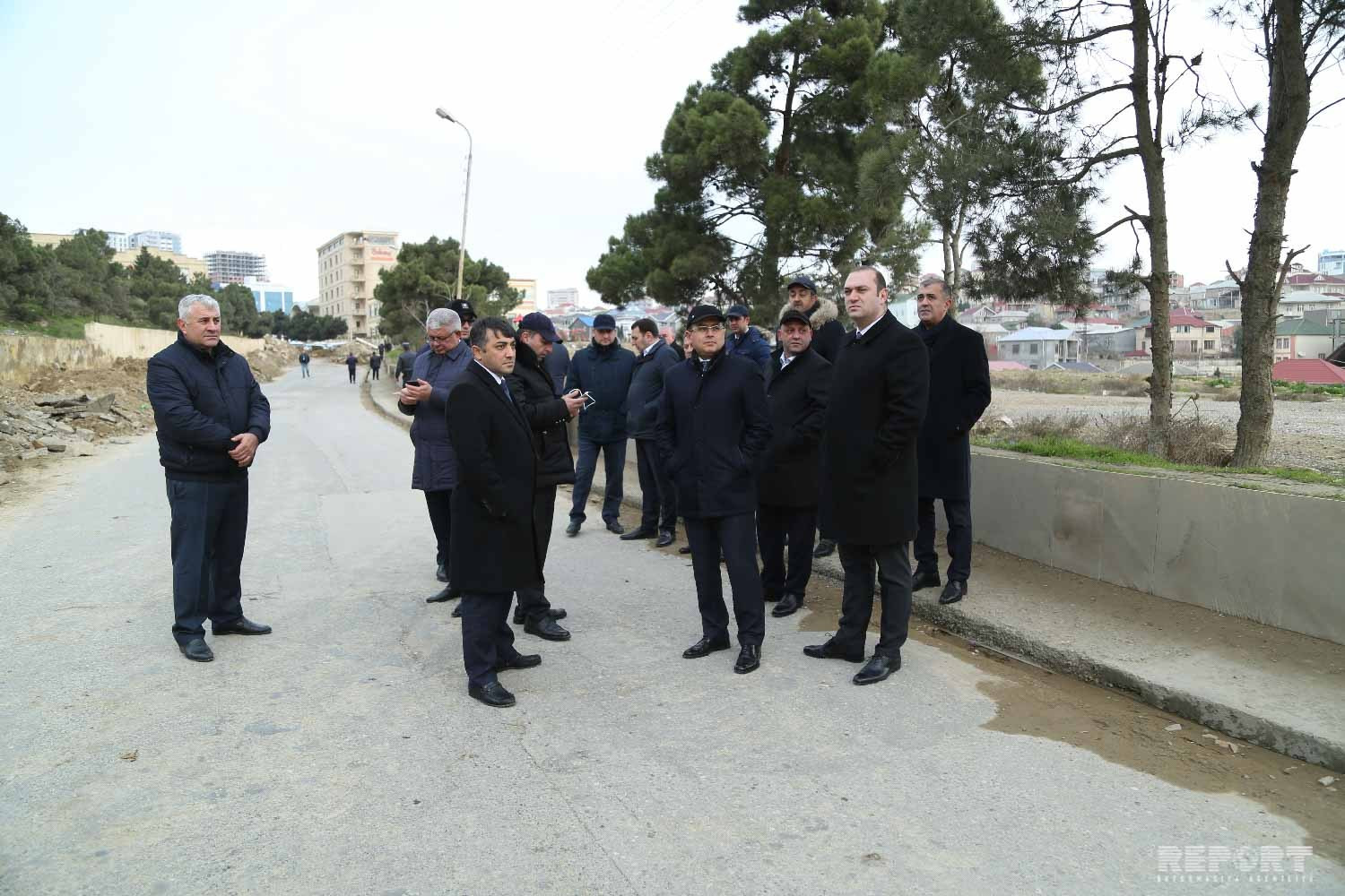 İcra başçısı torpaq sürüşməsi baş verən əraziyə gəlib - 
