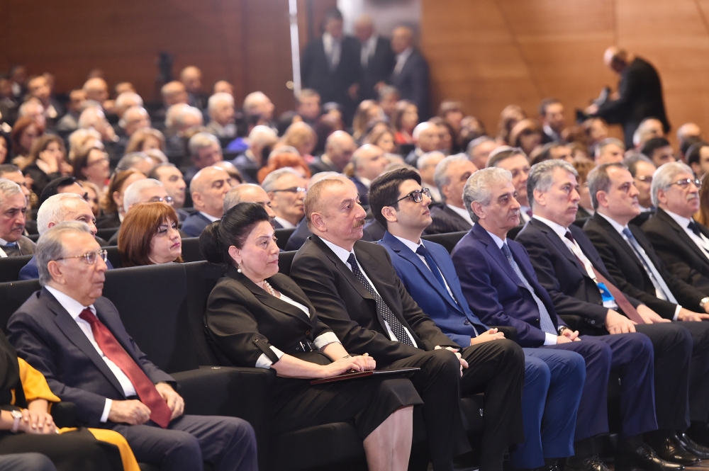 Prezident BDU-nun sabiq və indiki rektoru ilə -