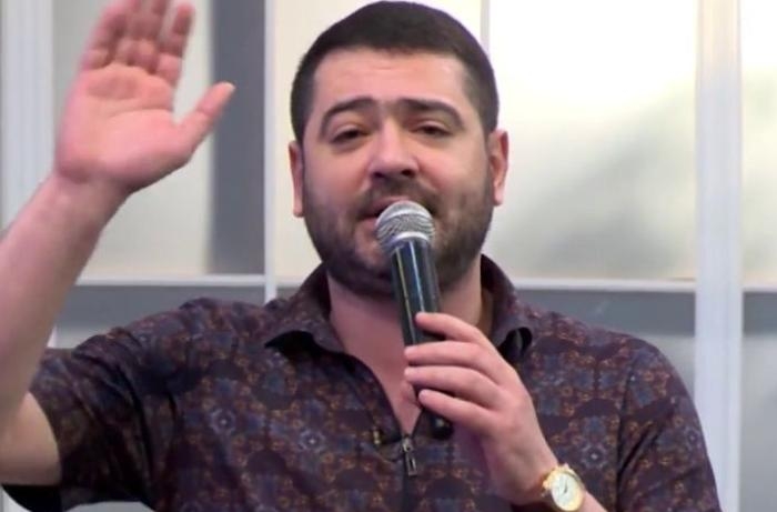 Tanınmış meyxanaçı xəstəxanaya yerləşdirilib -