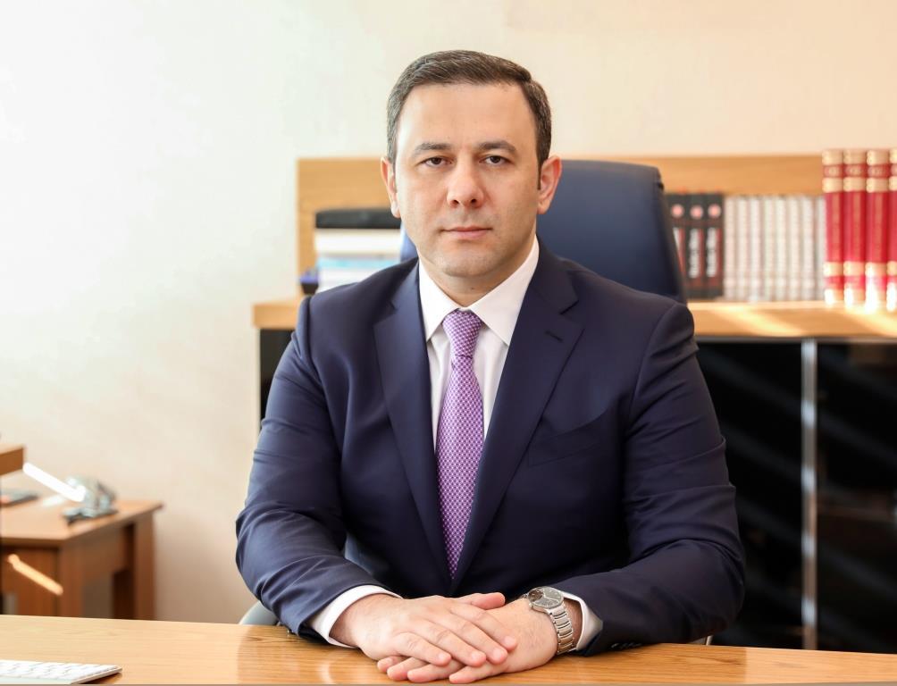 Nazir müavini yüksək vəzifəyə təyin olundu - 