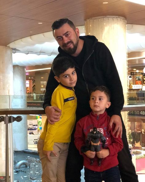 “Qurd” həyat yoldaşına bu xanımla xəyanət edib? -