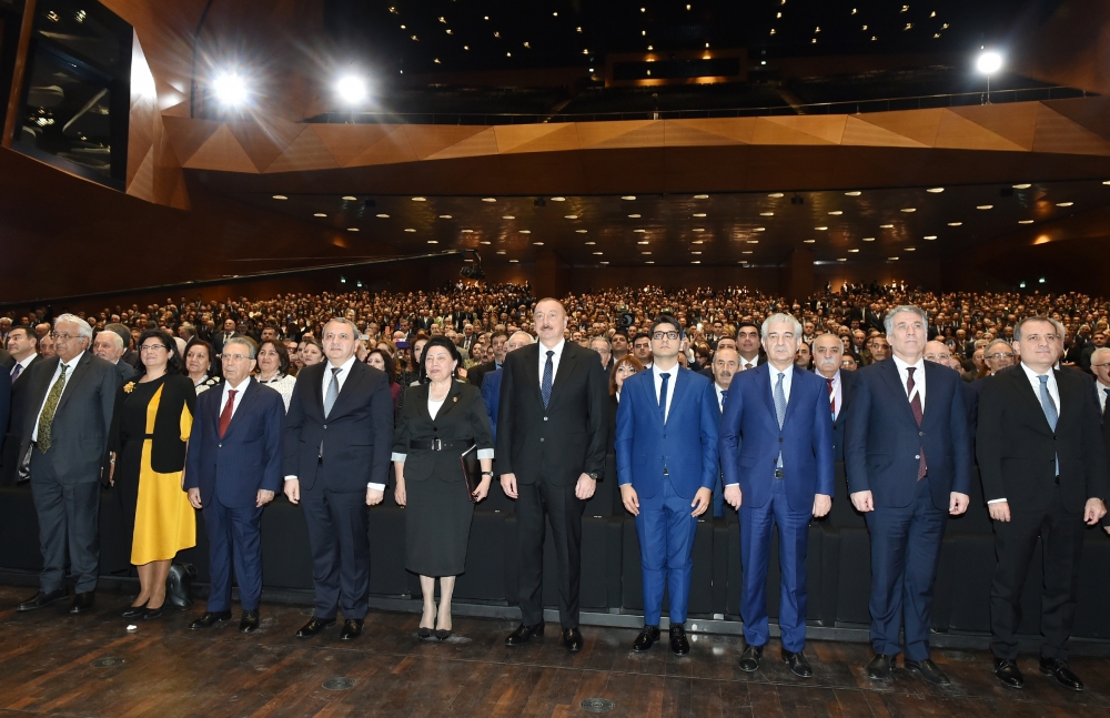 Prezident BDU-nun sabiq və indiki rektoru ilə -