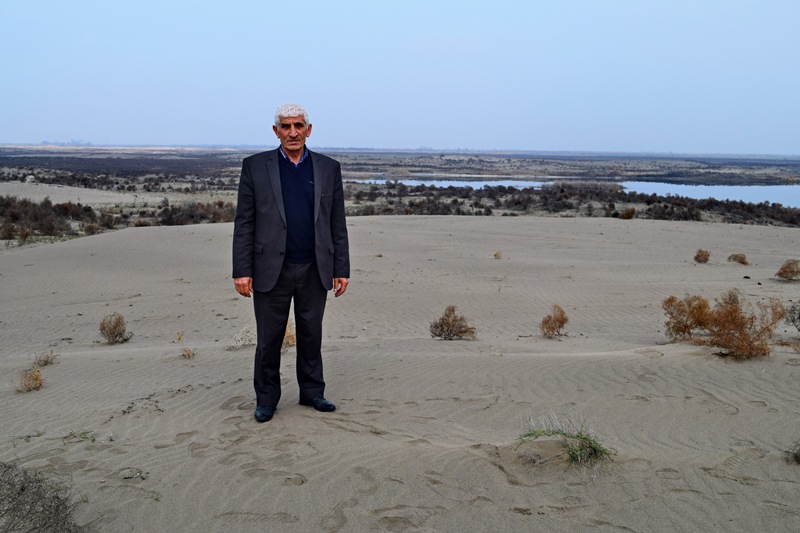 Azərbaycanlı alimlər Mil düzündə səhra 