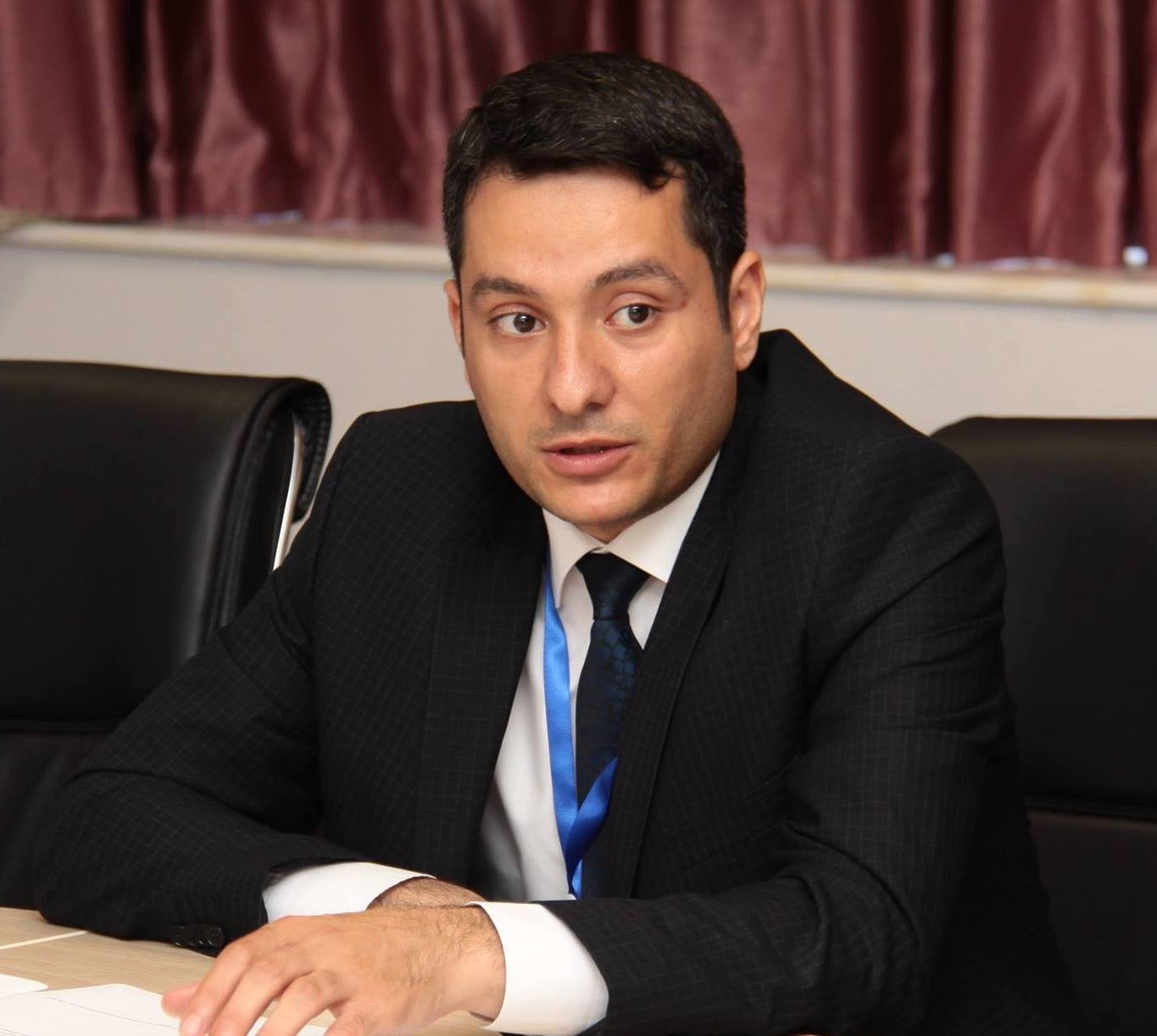 "Azıx mağarasında aparılan qazıntılar..." - 