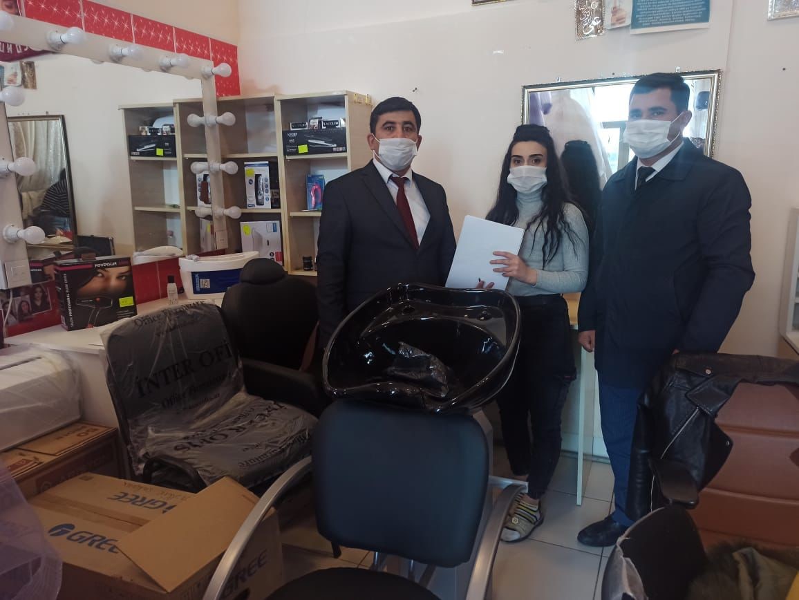 "Kapital Bank" Naxçıvandakı sahibkarlara dəstək göstərib -